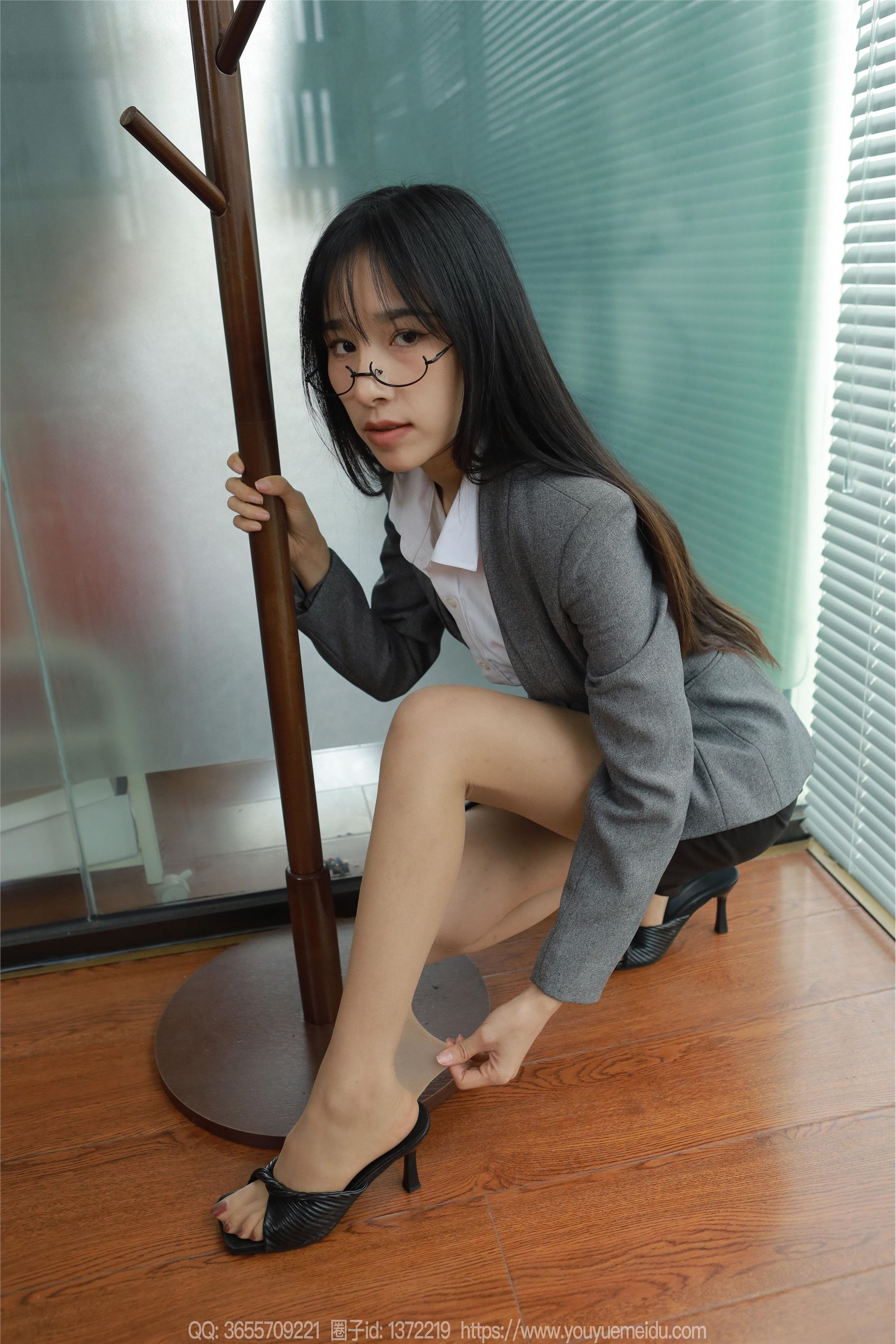 IESS异思趣向  2024.03.15 丝享家 1690 美子《斯来想去》